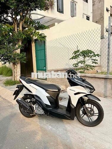 Honda Vario 150 2024 Trắng đen