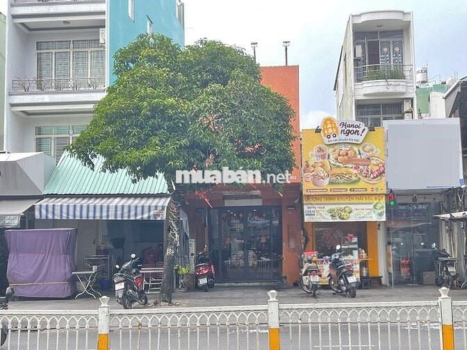 Mặt Tiền Hậu Giang Vỉa Hè Thoáng - Gần Nhà Sách Cây Gõ.