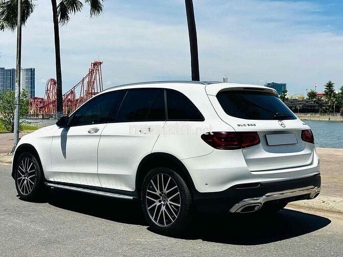 Mercedes GLC200 4Matic V1 2022 Lướt 45.000 km