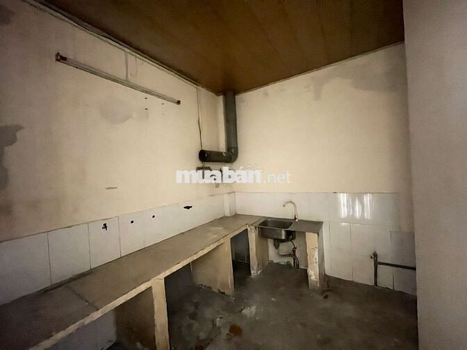 Mặt Tiền Hậu Giang Vỉa Hè Thoáng - Gần Nhà Sách Cây Gõ.