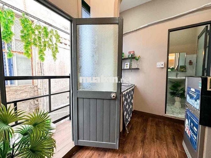 Căn Hộ 2PN 54m2- Full Nội Thất - Ban Công gần Cầu Sài Gòn