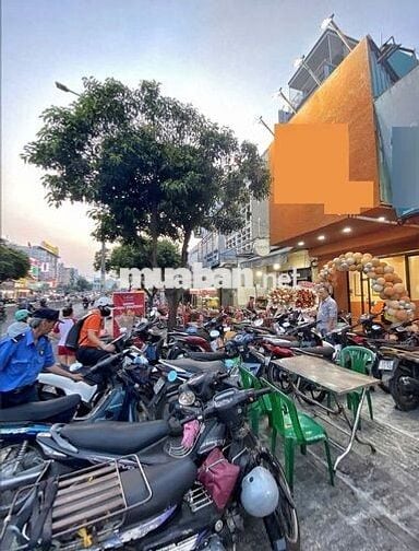 Mặt Tiền Hậu Giang Vỉa Hè Thoáng - Gần Nhà Sách Cây Gõ.