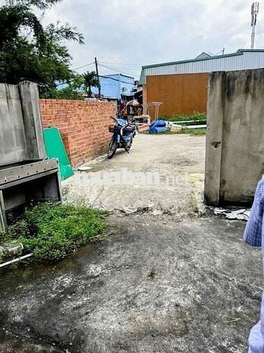 Nhà nát 1/Nguyễn Thị Đành-Xuân Thới Sơn-Hóc Môn.Dt 6,1x27~165m2~3ty