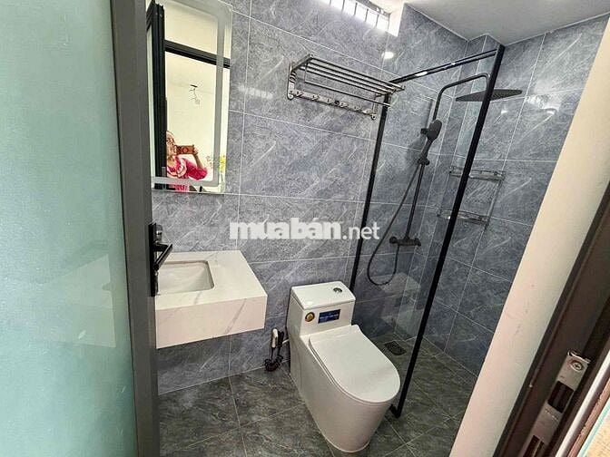 MỘT PHÒNG NGỦ MỚI XÂY FULL NỘI THẤT CAO CẤP NGAY LOTTEMART
