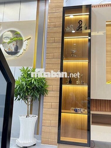 Cho thuê nhà mới full nt 17 triệu ,4m x 14m, 4 lầu, hẻm 5m Lê Đình Cẩn