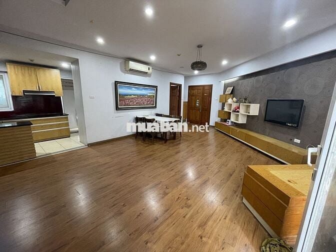 CẦN CHO THUÊ CĂN HỘ FULL ĐỒ, PHỐ KIM MÃ, BA ĐÌNH, HÀ NỘI