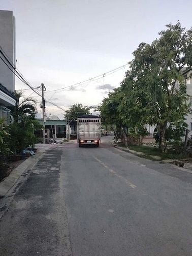 ĐẤT HÓC MÔN SÁT VINHOMES, 6X17M HẺM 5M CHỈ 2,95 TỶ