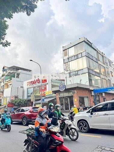 Cho thuê Góc 2 Mặt Tiền Thành Thái Q10, 5x20m, 4 tầng , 55 triệu
