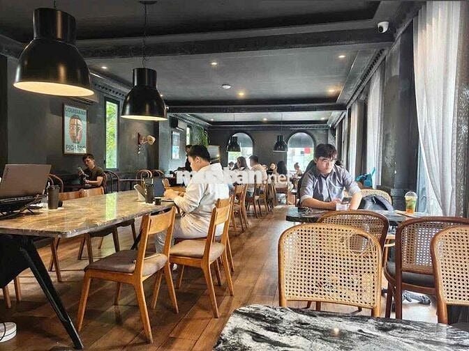 Cho thuê Góc 2 Mặt Tiền Thành Thái Q10, 5x20m, 4 tầng , 55 triệu