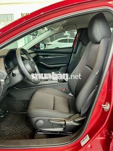 Mazda 3 tặng BH vật chất- giảm tiền mặt