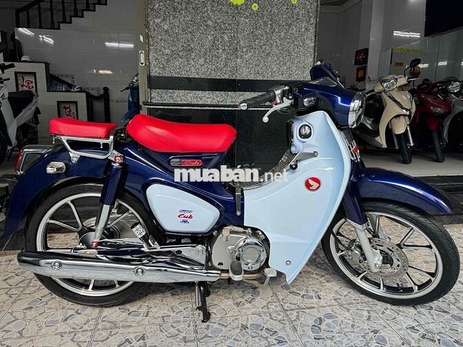 Honda Super Cub 125cc 2018 Chạy 2700 km Mới Tinh