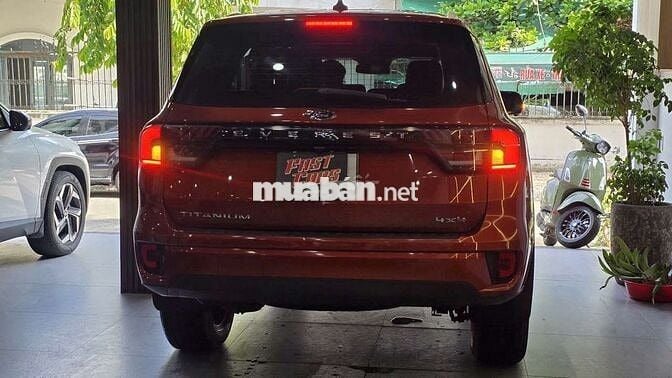 Ford Everest 2022 Titanium 4WD 2.0L Turbo,màu cam
