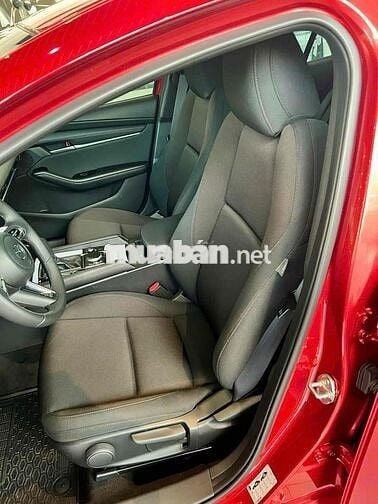 Mazda 3 tặng BH vật chất- giảm tiền mặt