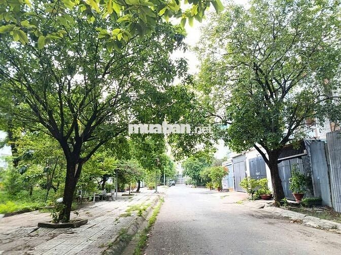 Nhà 4 tầng 100m2 4Pn 5Wc kdcPhú Nhuận-Lê Thị Riêng-Thới An, Giá 8.x Tỷ