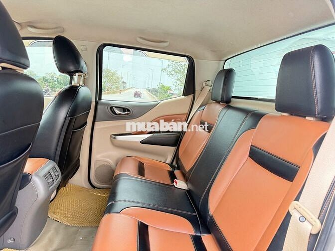 Nissan Navara EL 2017 Trắng