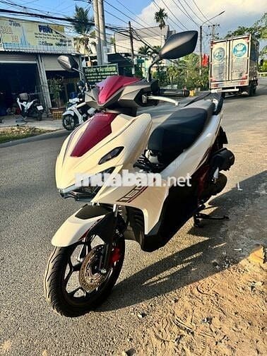 Honda Air Blade 160 2025 Trắng đỏ 583km