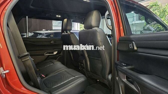 Ford Everest 2022 Titanium 4WD 2.0L Turbo,màu cam