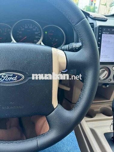 Ford Everest Limited 2012 Xám