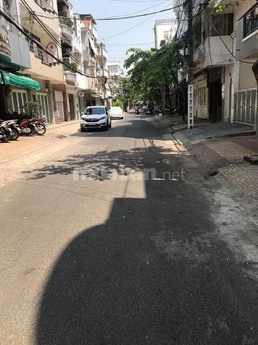 Bán Nhà Mặt Tiền Hẻm 284 Lý Thường Kiệt P Diên Hồng Dt: 4*16, 3 lầu