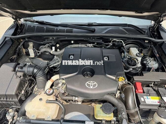 Toyota Fortuner 2020 Đồng ánh kim 66k km