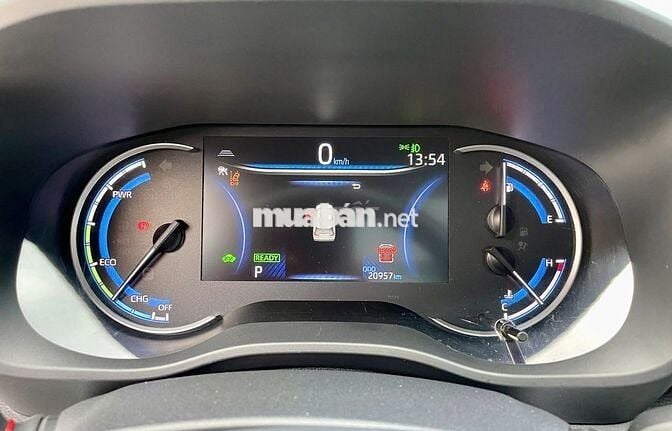 Toyota Innova Cross HEV 2025 Xăng Điện 20000 km