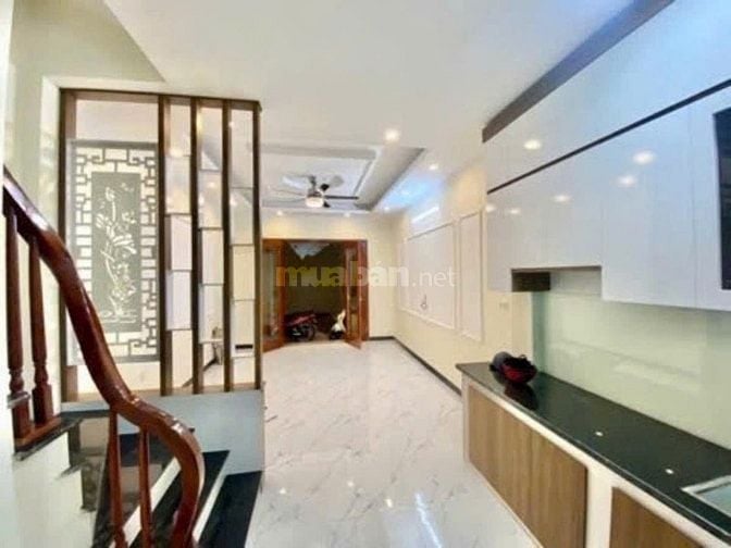 Bán nhà đẹp đường Thanh Lân, Lĩnh Nam, Hoàng Mai. 32m² chỉ 4 tỷ.
