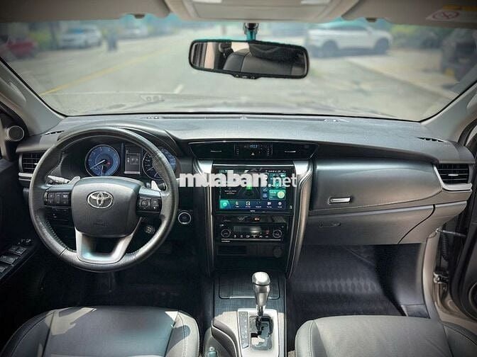Toyota Fortuner 2020 Đồng ánh kim 66k km