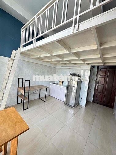 DUPLEX CỬA SỔ TO FULL NỘI THẤT THUẬN TIỆN ĐI CÁC QUẬN TRUNG TÂM