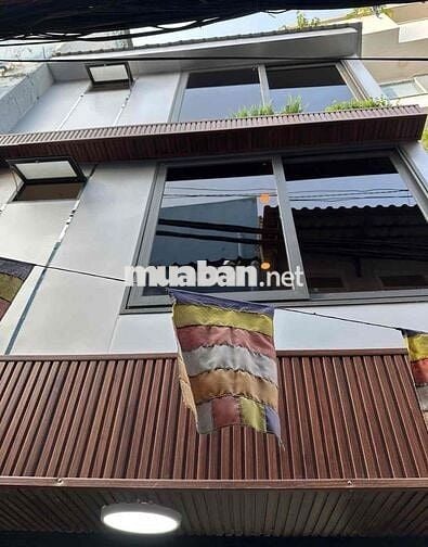🏠 BÁN NHÀ ĐẸP GIÁ CHỈ 2,2 TỶ – HẺM XE TẢI HƠI, SÁT XÔ VIẾT NGHỆ TĨNH