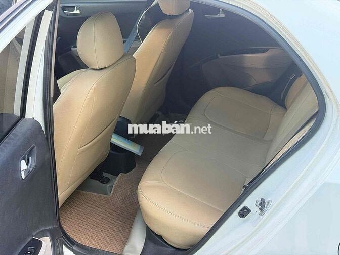 Hyundai I10 Sedan 2018 Trắng Sàn 5 chỗ