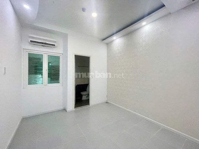 nhà 6 PHÒNG NGỦ 3,6X15 SƯ VẠN HẠNH. hẻm xe hơi
