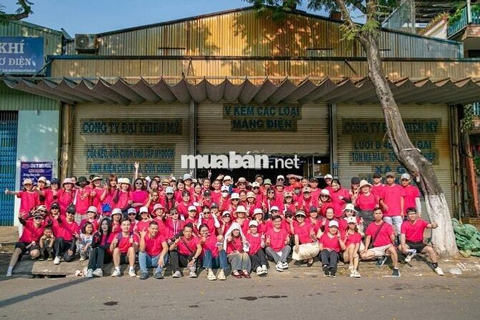 TUYỂN 2  NV CSKH - LÀM TẠI VĂN PHÒNG - XOAY CA