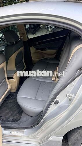 Honda Civic 1.8 Tự động 2010 Bạc