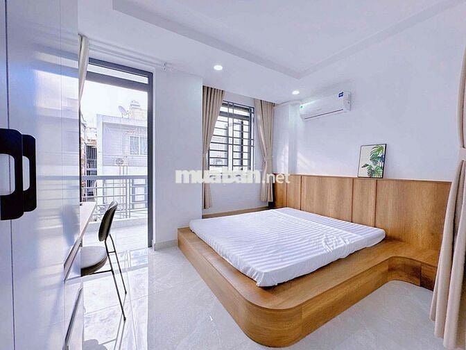 BAN CÔNG , THANG MÁY , CĂN HỘ 1 PHÒNG NGỦ CAO CẤP NGAY SƯ VẠN HẠNH