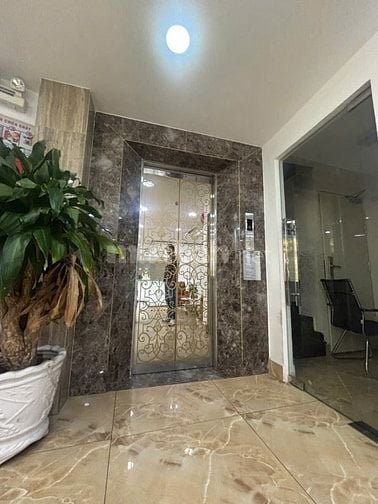 Bán tòa nhà 8L 209m2 ngang 11m+hầm TN135tr MTKD Nguyễn Văn Đậu 43.8 tỷ