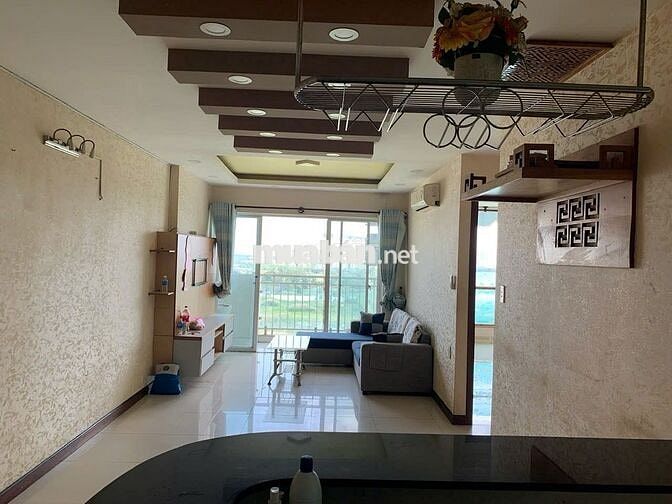Cần cho thuê căn hộ The Mansion, 2PN, nhà đẹp, hướng gió mát mẽ