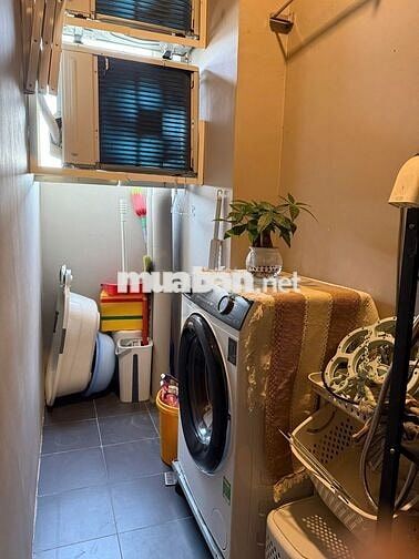 Cho thuê CC Imperial Place 57m2 2PN 1WC 11tr/tháng giá cực tốt