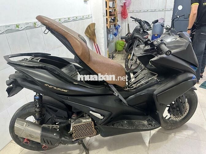 Yamaha NVX Đen Xe tay ga