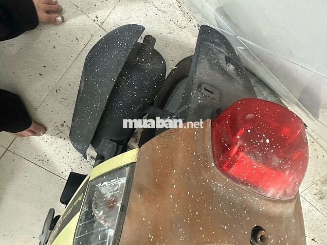 Yamaha Cuxi FI Vàng Nữ Xăng