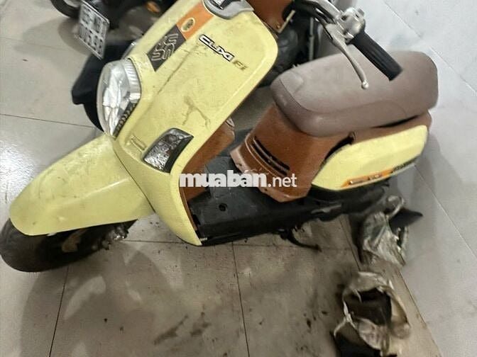 Yamaha Cuxi FI Vàng Nữ Xăng