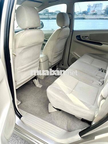 Toyota Innova E 2015 Siêu phẩm
