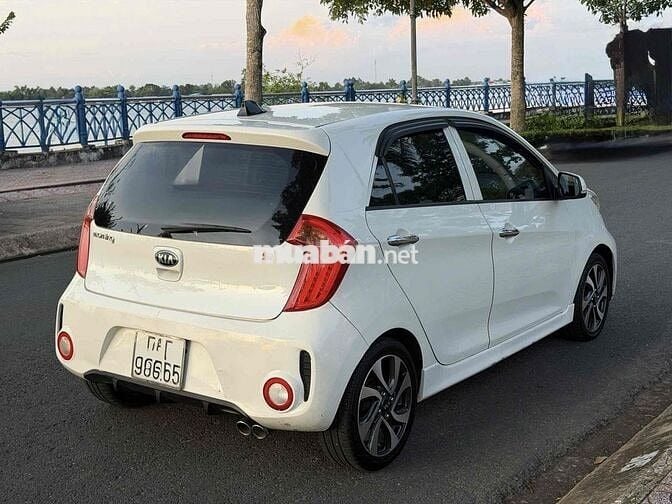 Kia Morning Si bản cao cấp 2016 Số sàn Trắng