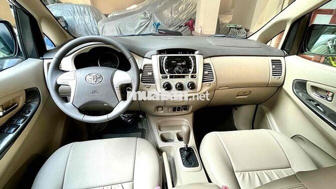 Toyota Innova 2.0G 2016. Xe gia đình rất đẹp