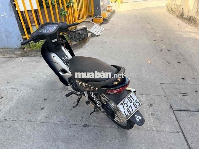 cần bán Wave 110 2021 Thể thao Đen bạc