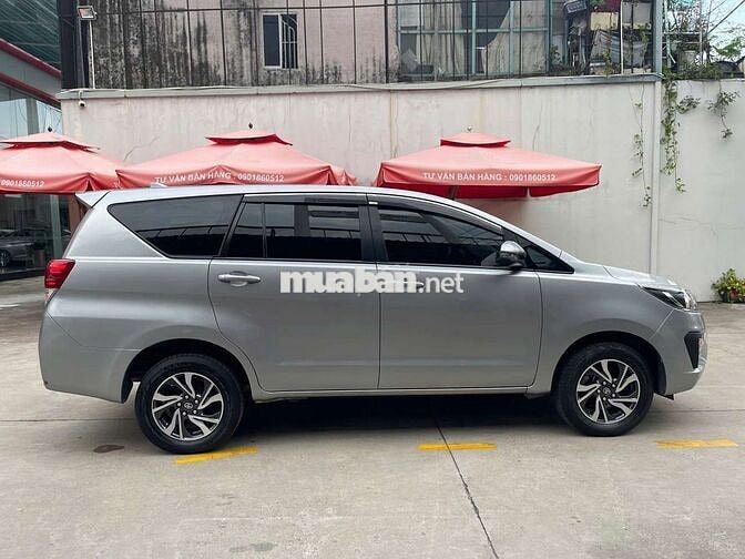 Innova 2.0E 2021 Số sàn, còn bớt lộc