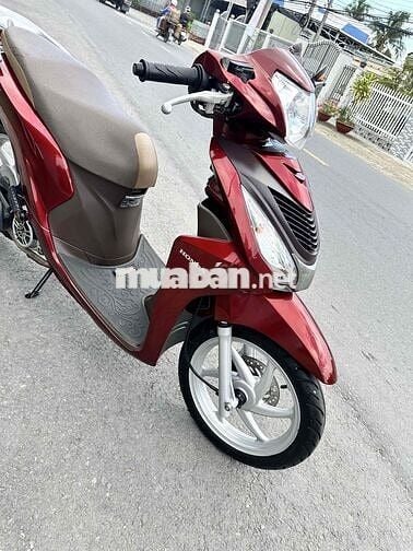 Honda Vision smk ( góp cần cccd không nợ xấu )