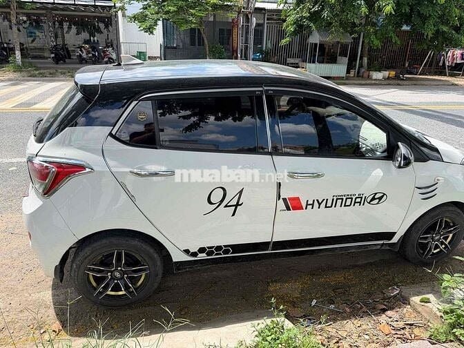 Hyundai I10 Hackback 2015 Trắng