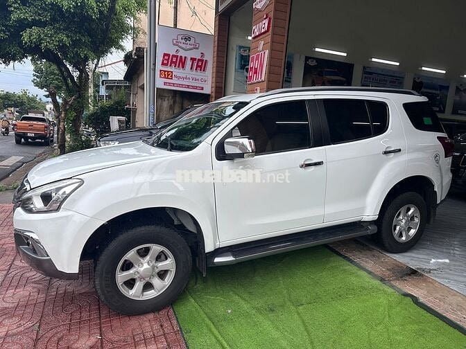 Isuzu Mux 2019 số sàn