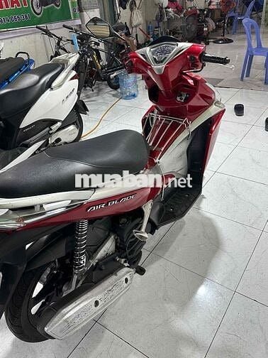 Honda Air Blade Đỏ tiết kiệm xăng