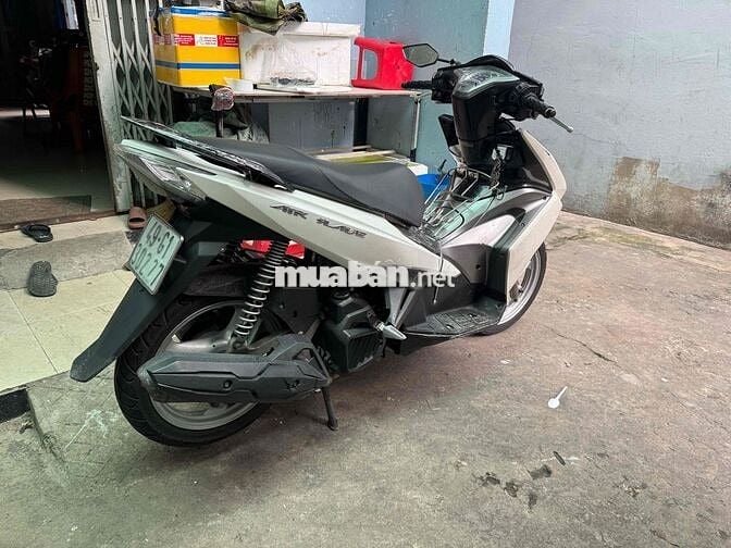 Honda Air Blade 2014 Trắng Xăng